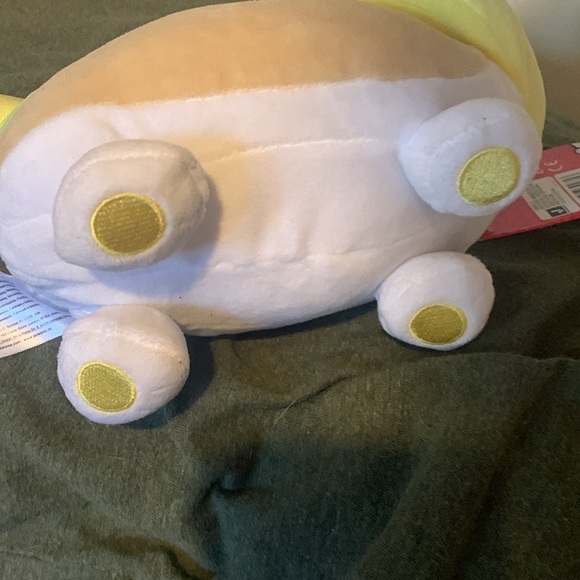 Yamper Pokémon plush NWT - Picture 3 of 6